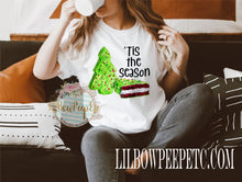 Load image into Gallery viewer, Tis The Season Green Tree Cake Unisex Tee